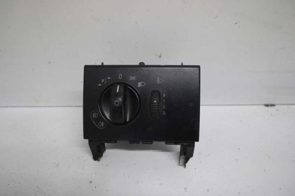 COMMODO MERCEDES VITO W639 ( PHARE UNIQUEMENT ) - Vue 1